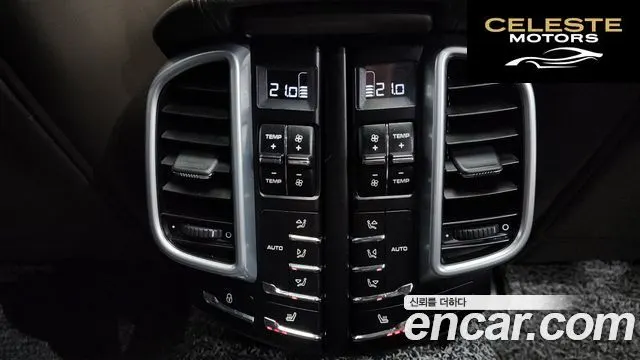 PORSCHE Cayenne 3.0 2016 — photo 19 sur 20