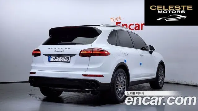 PORSCHE Cayenne 3.0 2016 — photo 2 sur 20