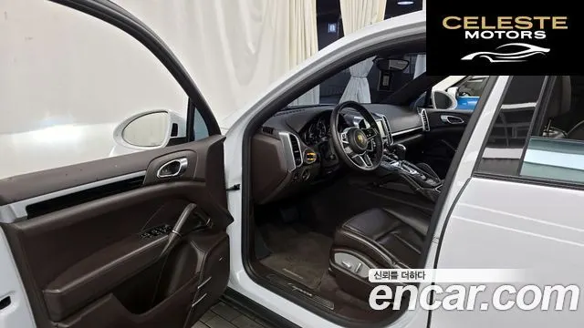 PORSCHE Cayenne 3.0 2015 — photo 10 sur 20