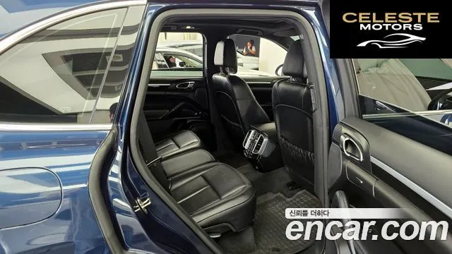 PORSCHE Cayenne 4.2 S 2014 — photo 12 sur 20