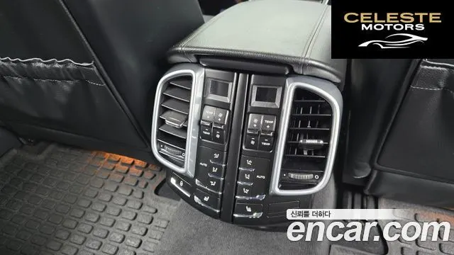 PORSCHE Cayenne 4.2 S 2014 — photo 19 sur 20