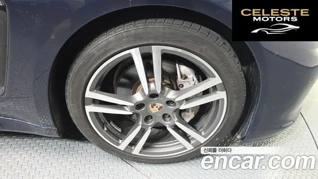 PORSCHE Panamera 3.6 AWD 2012 — photo 5 sur 20