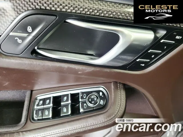 PORSCHE Macan 3.6 Turbo 2015 — photo 13 sur 26
