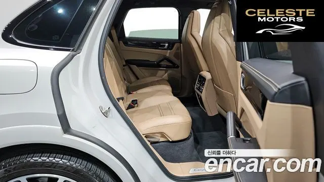 PORSCHE Cayenne (PO536) 3.0 E-High 2021 — photo 12 sur 20
