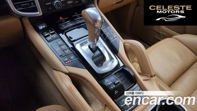 PORSCHE Cayenne 3.0 2016 — photo 9 sur 20