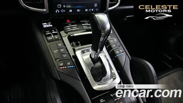 PORSCHE Cayenne 3.0 2016 — photo 9 sur 20