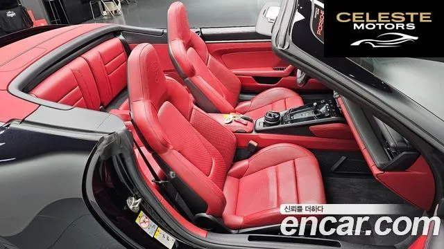 PORSCHE 911 (992) Carrera 4 GTS Cabriolet 2022 — photo 10 sur 26