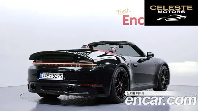 PORSCHE 911 (992) Carrera 4 GTS Cabriolet 2022 — photo 2 sur 26