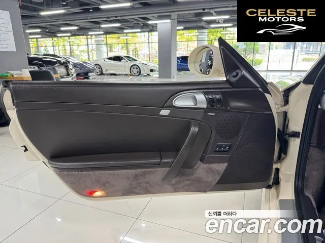 PORSCHE 911 Turbo Cabriolet 2010 — photo 16 sur 23