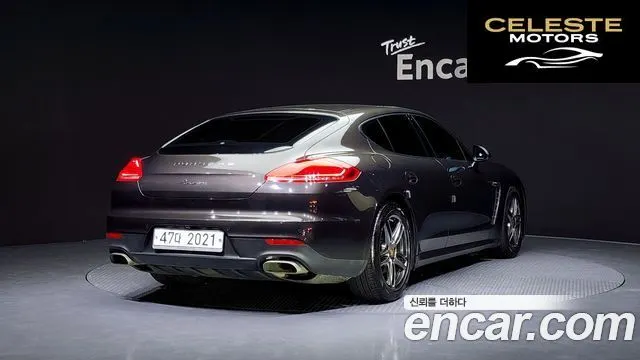 PORSCHE Panamera 3.0 2014 — photo 2 sur 20