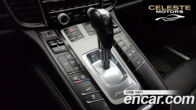 PORSCHE Panamera 3.0 2014 — photo 9 sur 20