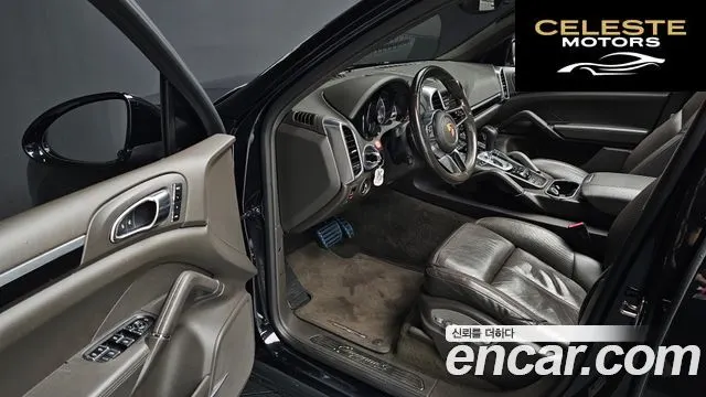 PORSCHE Cayenne 4.2 S 2015 — photo 11 sur 20