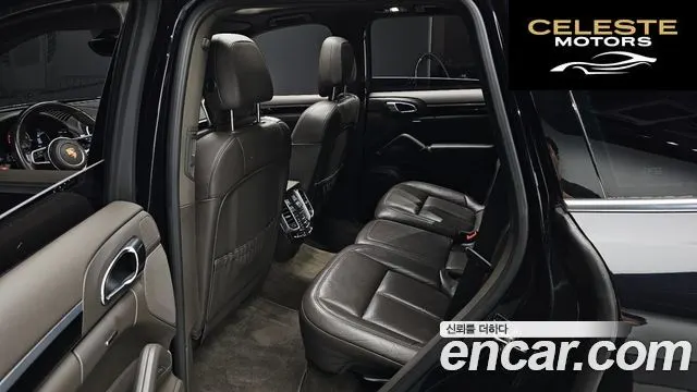 PORSCHE Cayenne 4.2 S 2015 — photo 12 sur 20