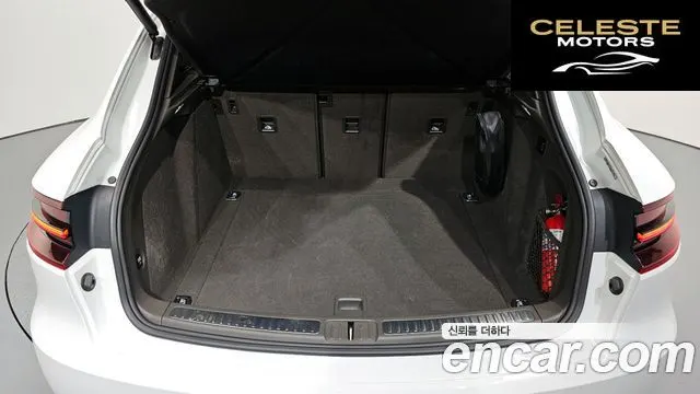 PORSCHE Macan 3.0 GTS 2018 — photo 20 sur 26