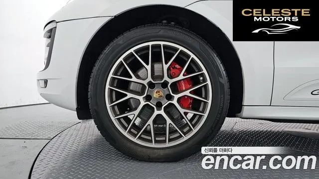PORSCHE Macan 3.0 GTS 2018 — photo 5 sur 26