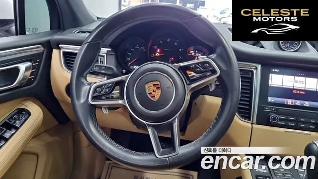 PORSCHE Macan 2.0 2018 — photo 12 sur 18