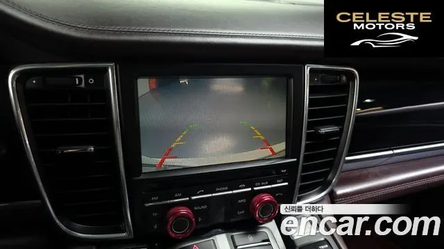 PORSCHE Panamera 3.0 2012 — photo 16 sur 20