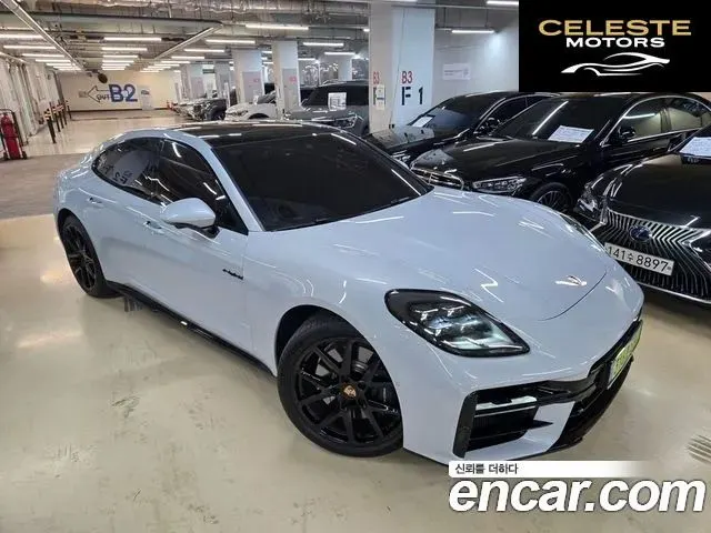 PORSCHE Panamera (976) 2.9 AWD E-High 2025 — photo 16 sur 21