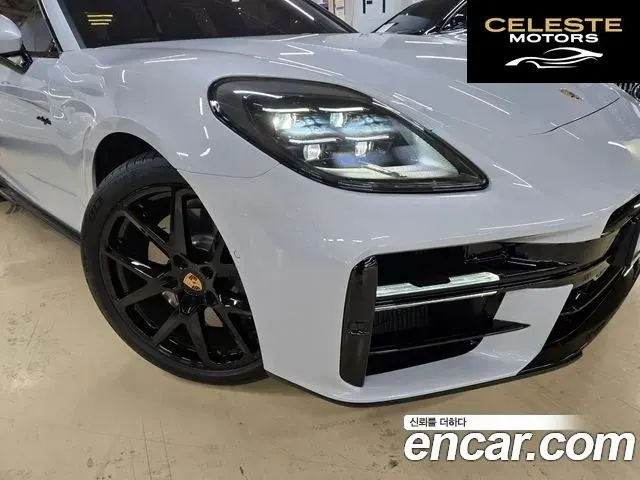 PORSCHE Panamera (976) 2.9 AWD E-High 2025 — photo 2 sur 21