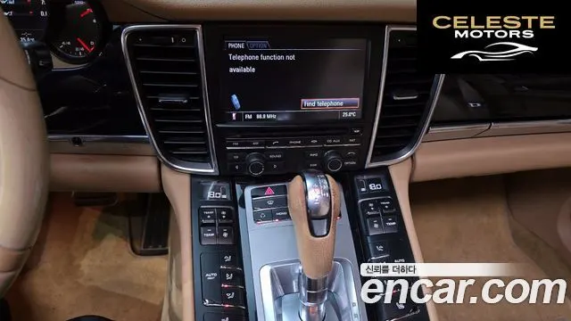 PORSCHE Panamera 3.0 2013 — photo 15 sur 20