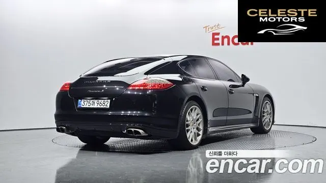 PORSCHE Panamera 3.6 2WD 2011 — photo 2 sur 20
