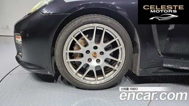 PORSCHE Panamera 3.6 2WD 2011 — photo 5 sur 20