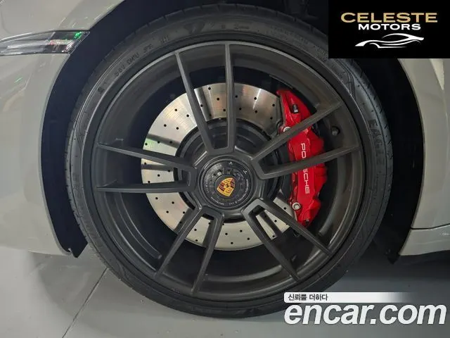 PORSCHE 911 (992) Carrera 4 GTS Cabriolet 2023 — photo 5 sur 26