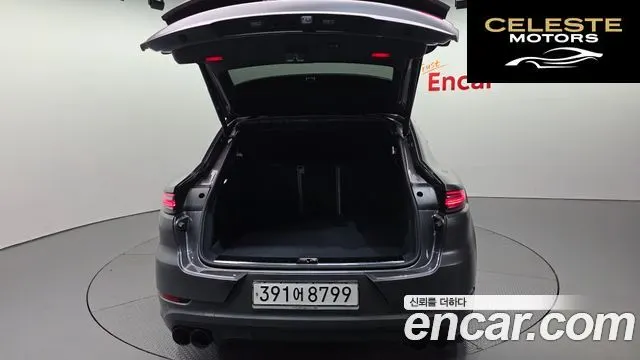 PORSCHE Cayenne (PO536) 4.0 Turbo Coupé 2020 — photo 19 sur 26