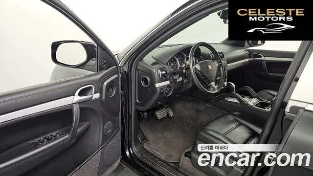 PORSCHE Cayenne 4.8 Turbo 2008 — photo 10 sur 20