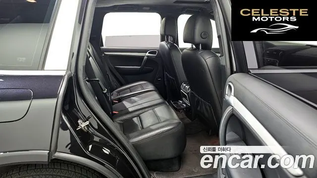 PORSCHE Cayenne 4.8 Turbo 2008 — photo 12 sur 20