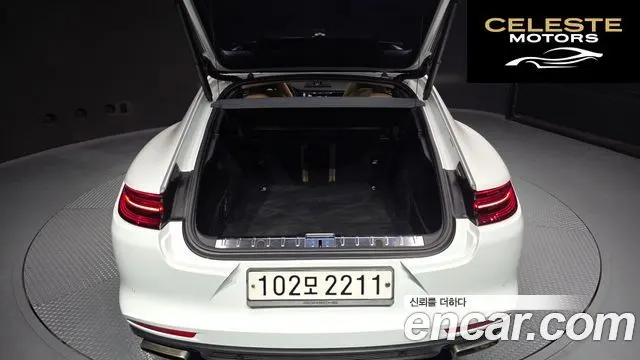 PORSCHE Panamera (971) 3.0 AWD 2018 — photo 18 sur 18