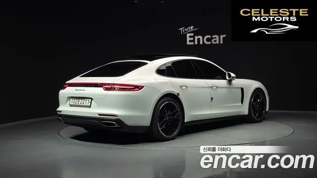PORSCHE Panamera (971) 3.0 AWD 2018 — photo 2 sur 18