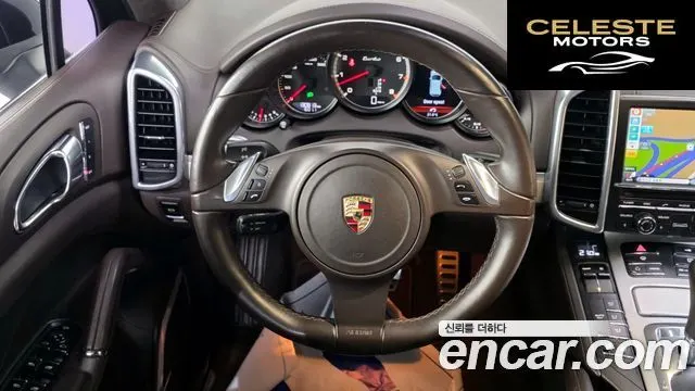 PORSCHE Cayenne 4.8 Turbo 2011 — photo 13 sur 26