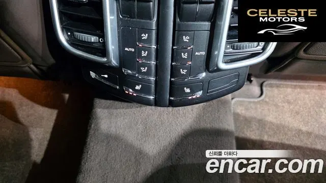 PORSCHE Cayenne 4.8 Turbo 2011 — photo 19 sur 26