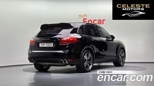 PORSCHE Cayenne 4.8 Turbo 2011 — photo 2 sur 26