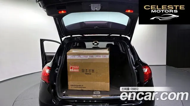PORSCHE Cayenne 4.8 Turbo 2011 — photo 20 sur 26