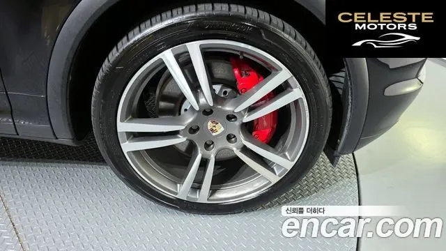 PORSCHE Cayenne 4.8 Turbo 2011 — photo 5 sur 26