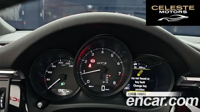 PORSCHE Macan 2.9 GTS 2022 — photo 8 sur 20