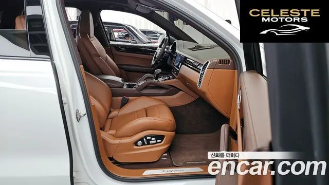PORSCHE Cayenne (PO536) 3.0 2020 — photo 11 sur 20