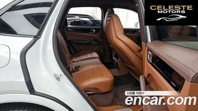 PORSCHE Cayenne (PO536) 3.0 2020 — photo 12 sur 20