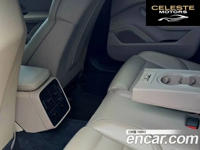 PORSCHE Taycan 2022 — photo 11 sur 26
