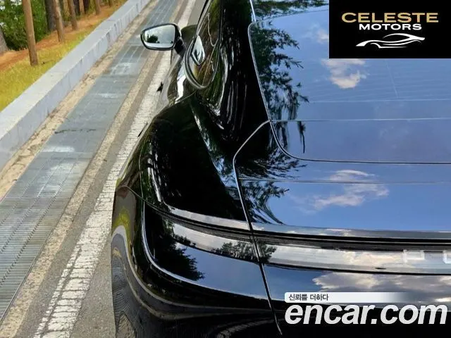 PORSCHE Taycan 2022 — photo 16 sur 26