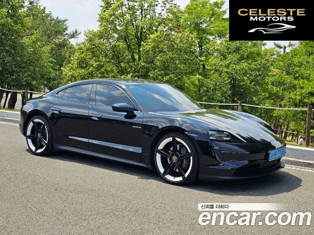 PORSCHE Taycan 2022 — photo 6 sur 26