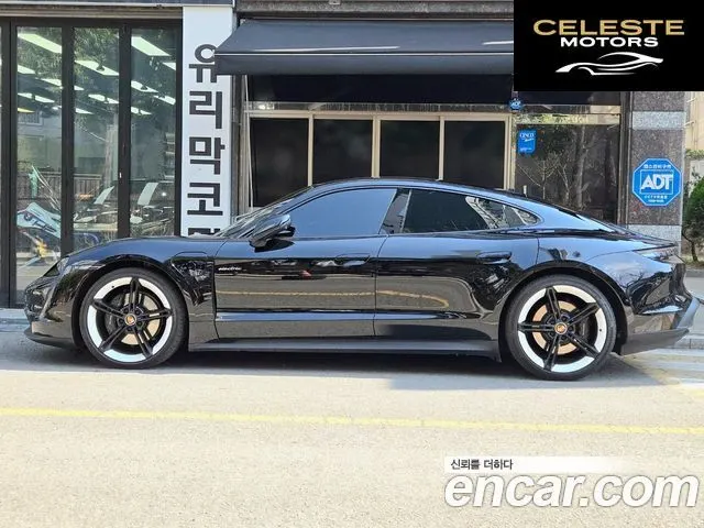 PORSCHE Taycan 2022 — photo 9 sur 26