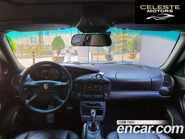 PORSCHE 911 Carrera 4 2001 — photo 5 sur 26