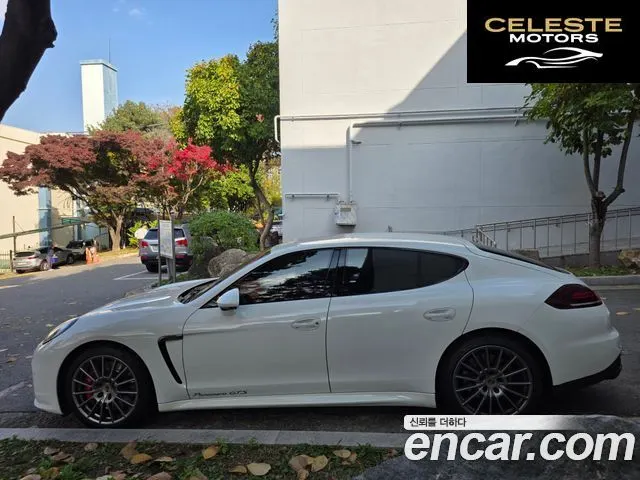 PORSCHE Panamera 4.8 GTS 2014 — photo 8 sur 26