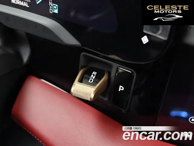PORSCHE Taycan Turbo S 2025 — photo 9 sur 26