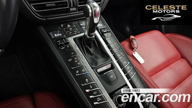 PORSCHE Macan 2.9 GTS 2021 — photo 9 sur 20