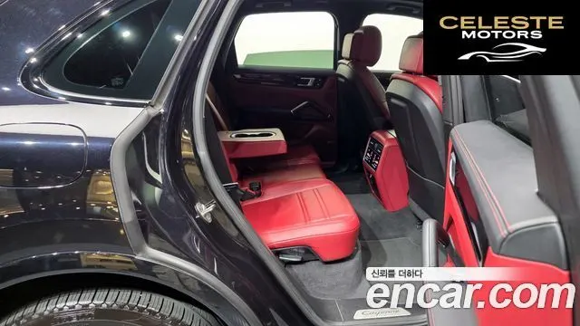 PORSCHE Cayenne (PO536) 3.0 2020 — photo 12 sur 26