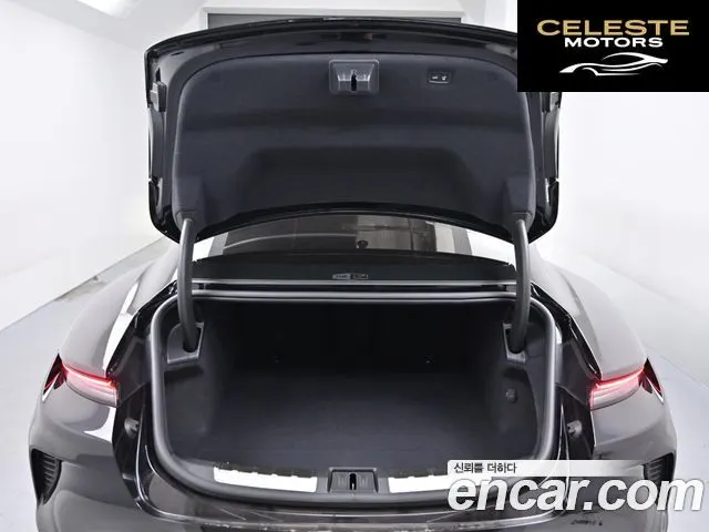 PORSCHE Taycan Turbo 2025 — photo 20 sur 26